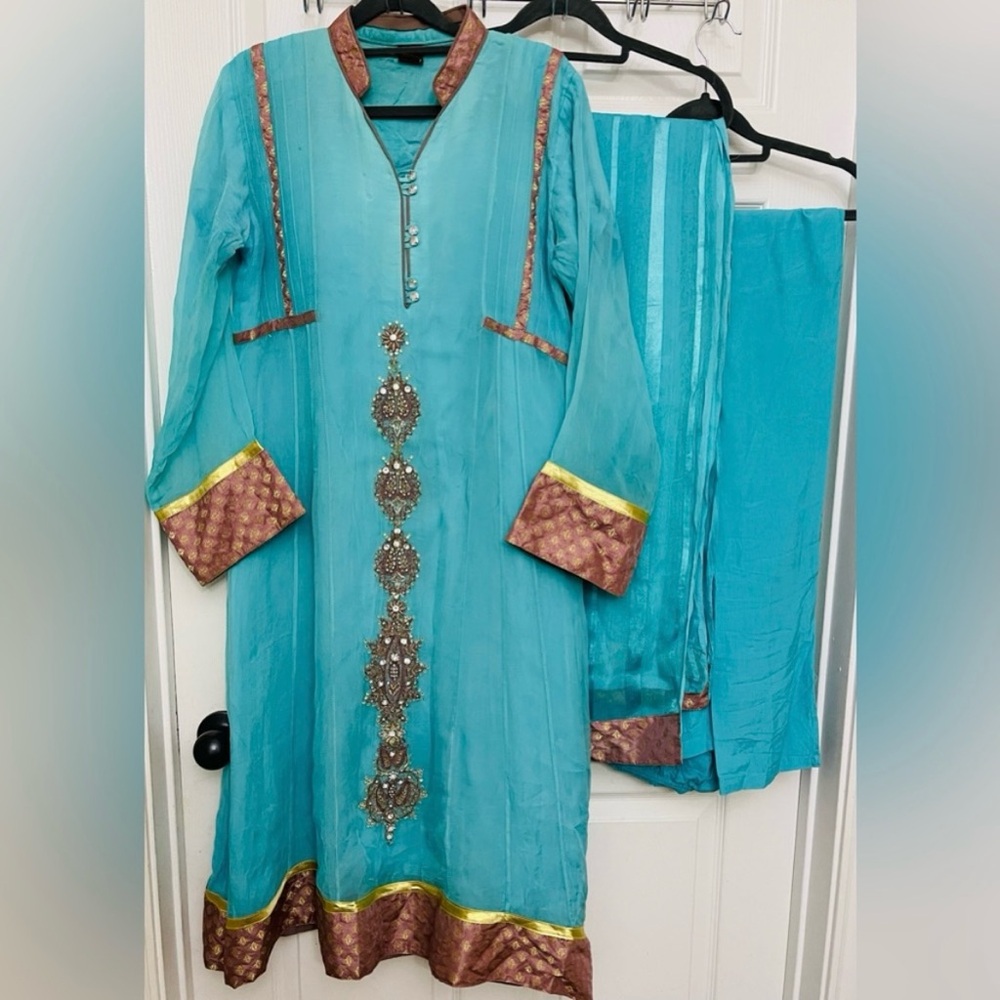 Churidaar Anarkali BUST 42 Indian Pakistani Large